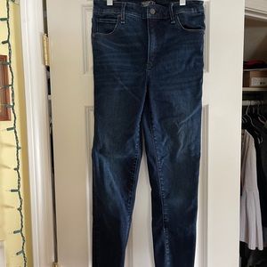 Abercrombie & Fitch raw hem skinny jeans